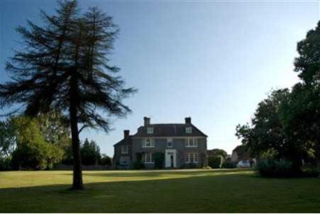 Holmbush House Pension Hellingly Buitenkant foto