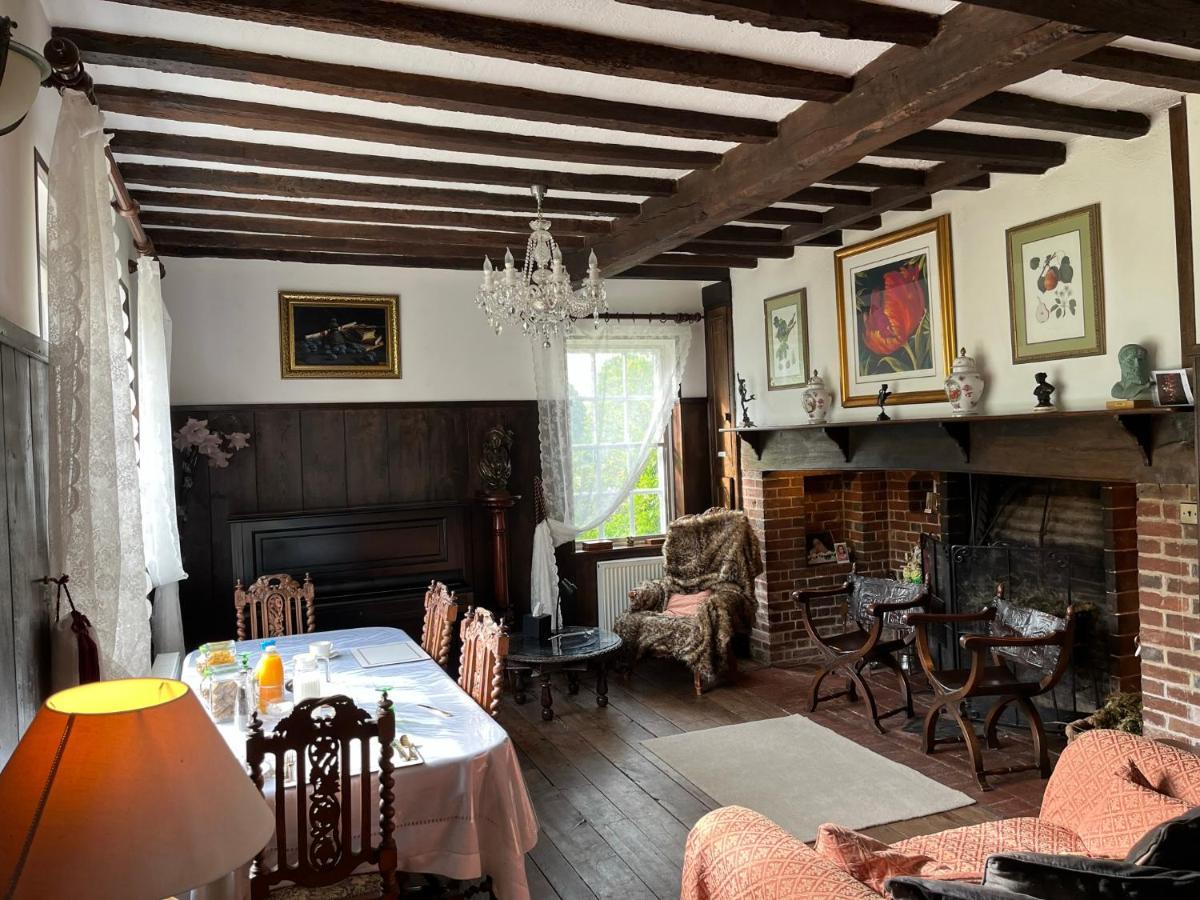 Holmbush House Pension Hellingly Buitenkant foto